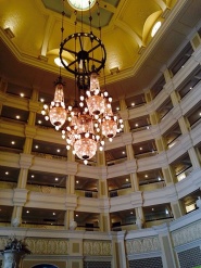 ホテルのロビー2